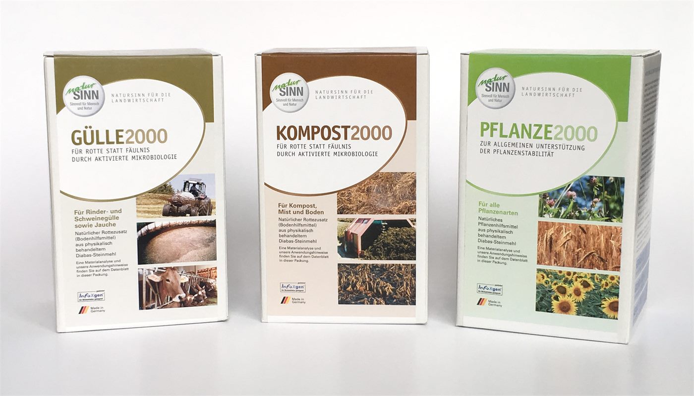 Die NaturSinn-Produkte GÜLLE2000, KOMPOST2000 und PFLANZE2000 in ihren Verpackungen